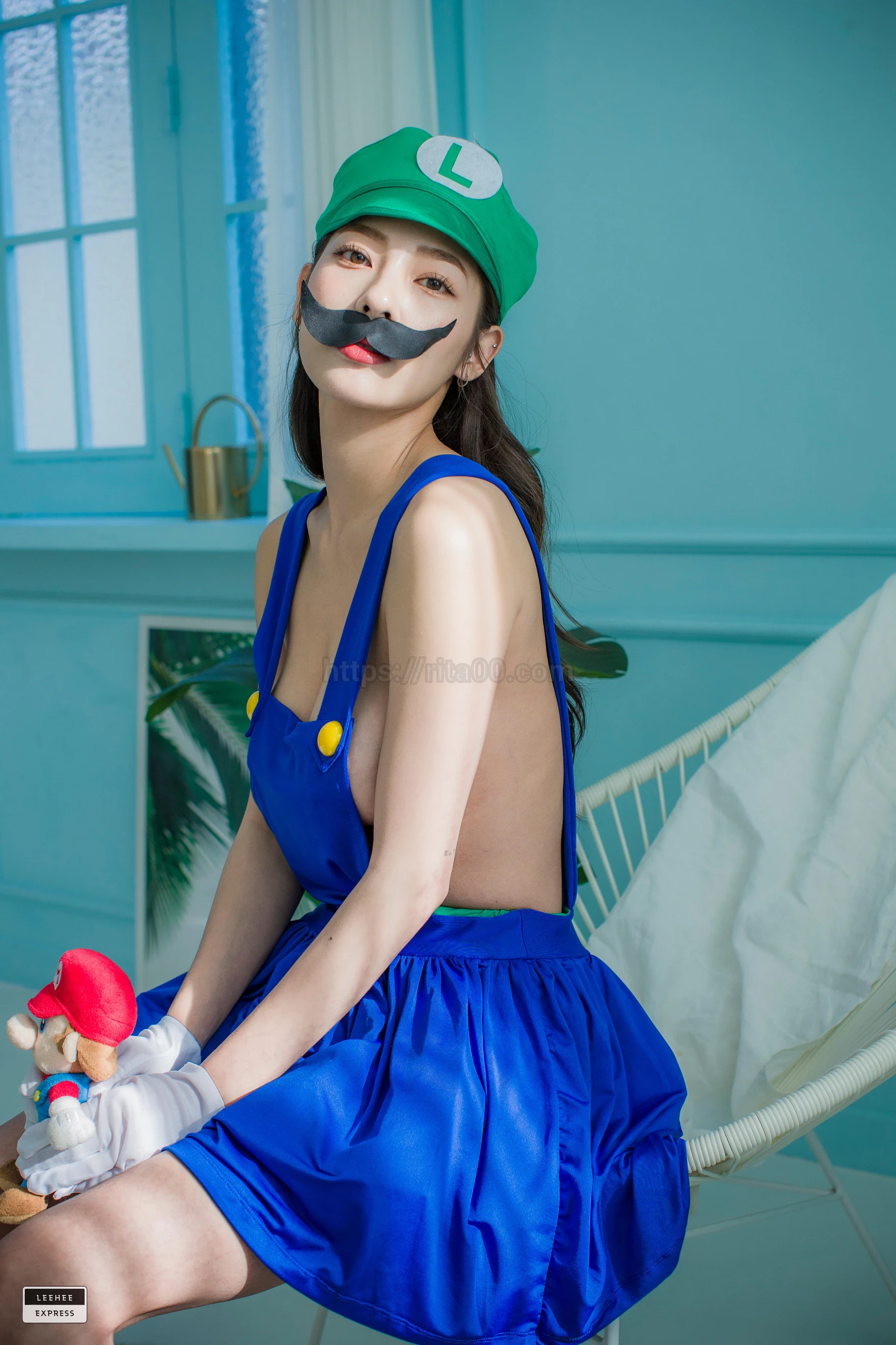 29800776.webp