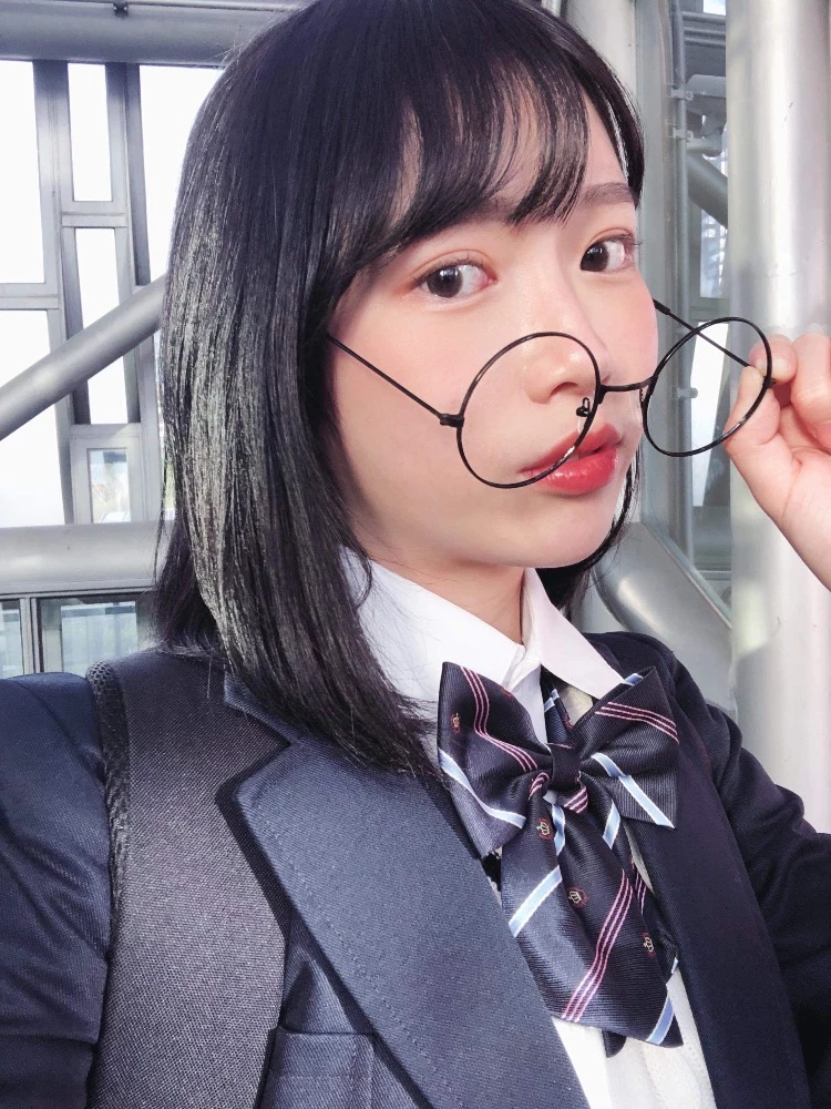 4107571.webp