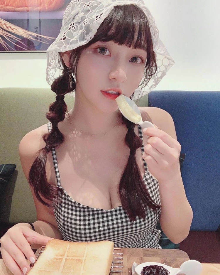 3871052.webp