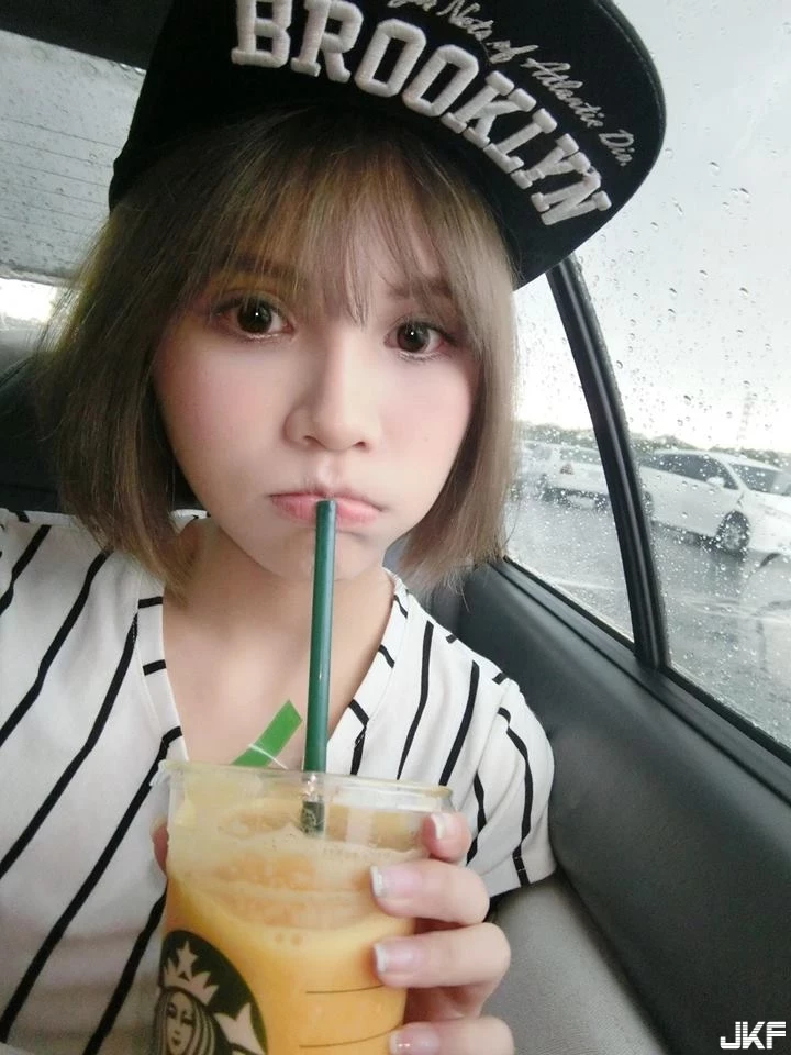 16890696.webp
