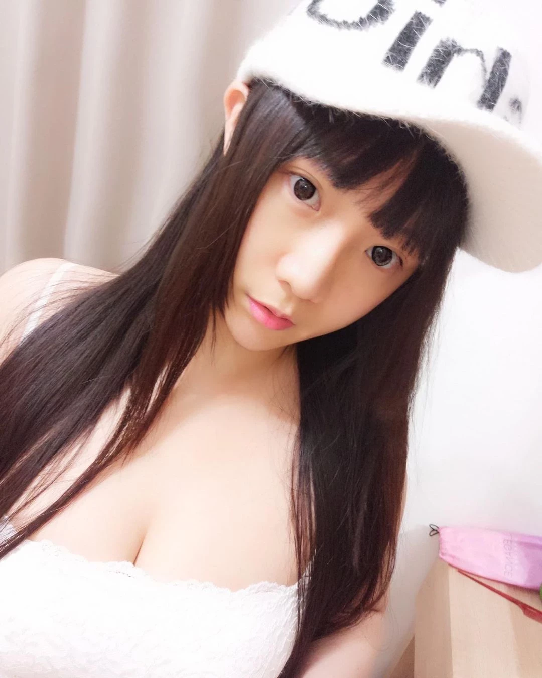 18196340.webp