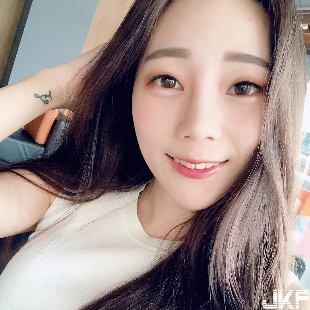 4787191.webp