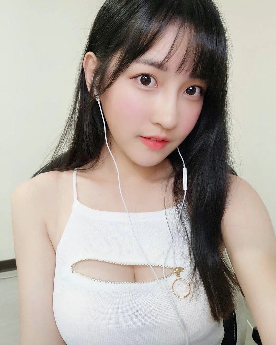 4074281.webp