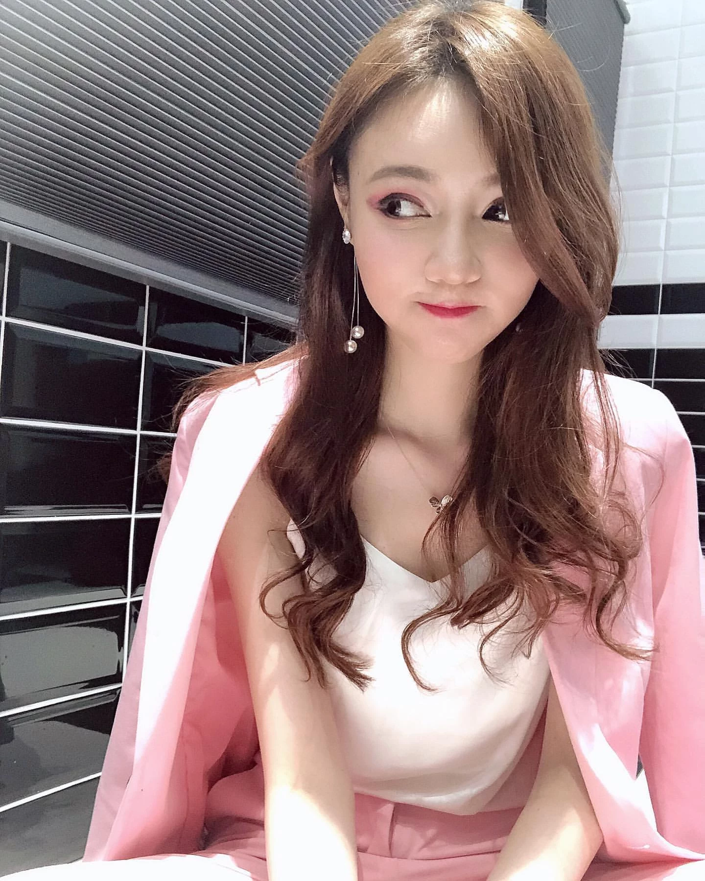 4309317.webp