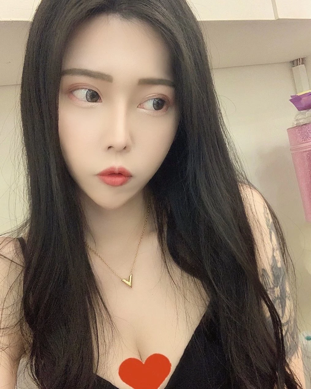 19541357.webp