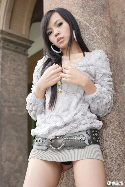 17627629.webp
