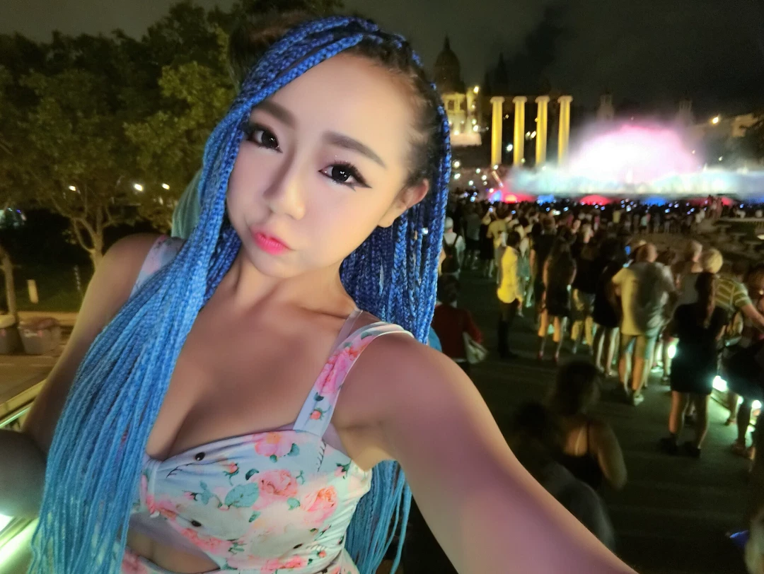 4309128.webp