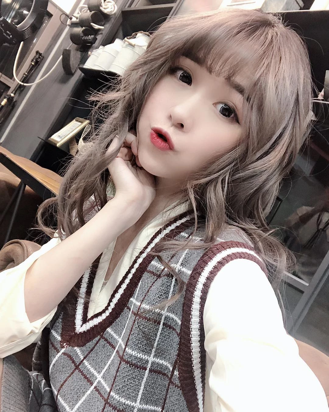 4300932.webp
