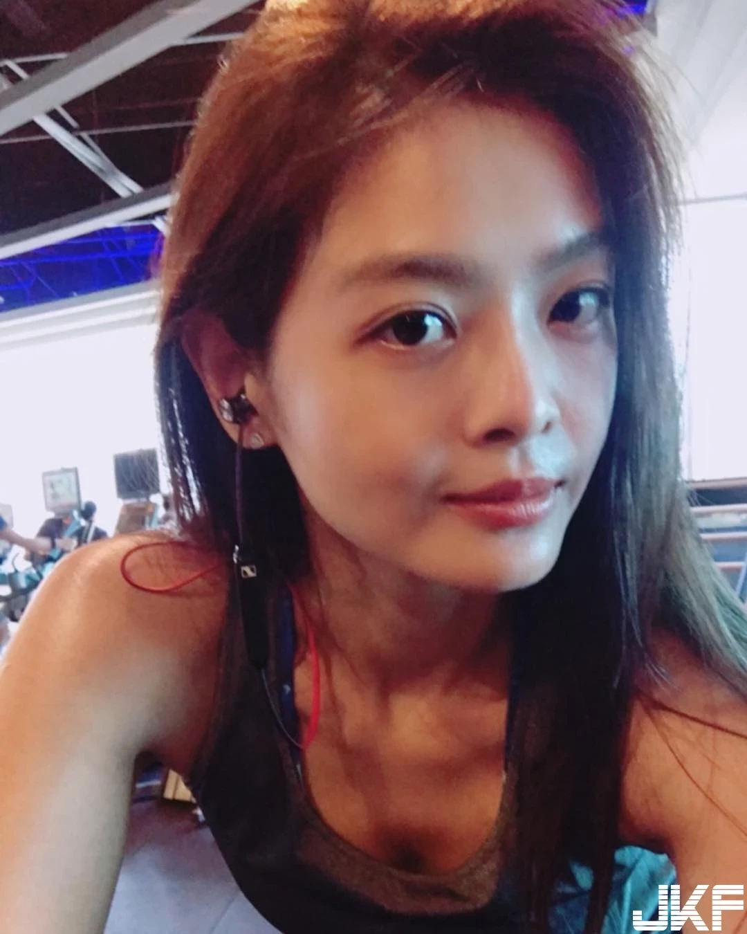 4718054.webp