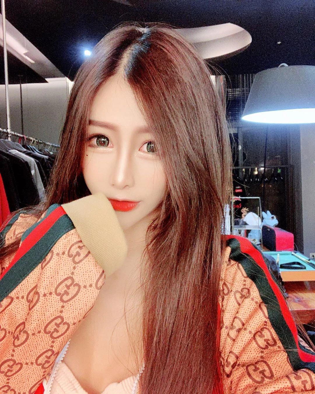 4103602.webp