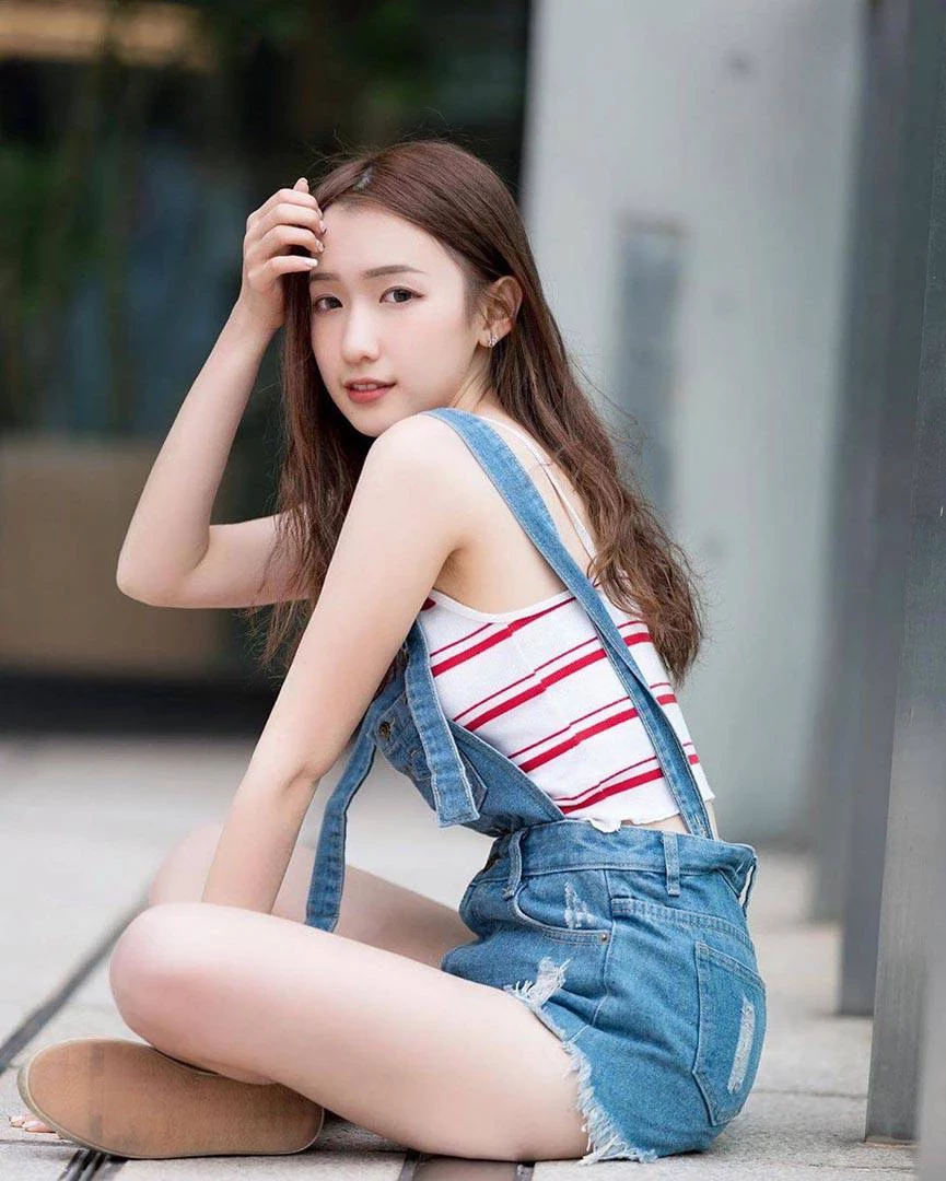 3922191.webp