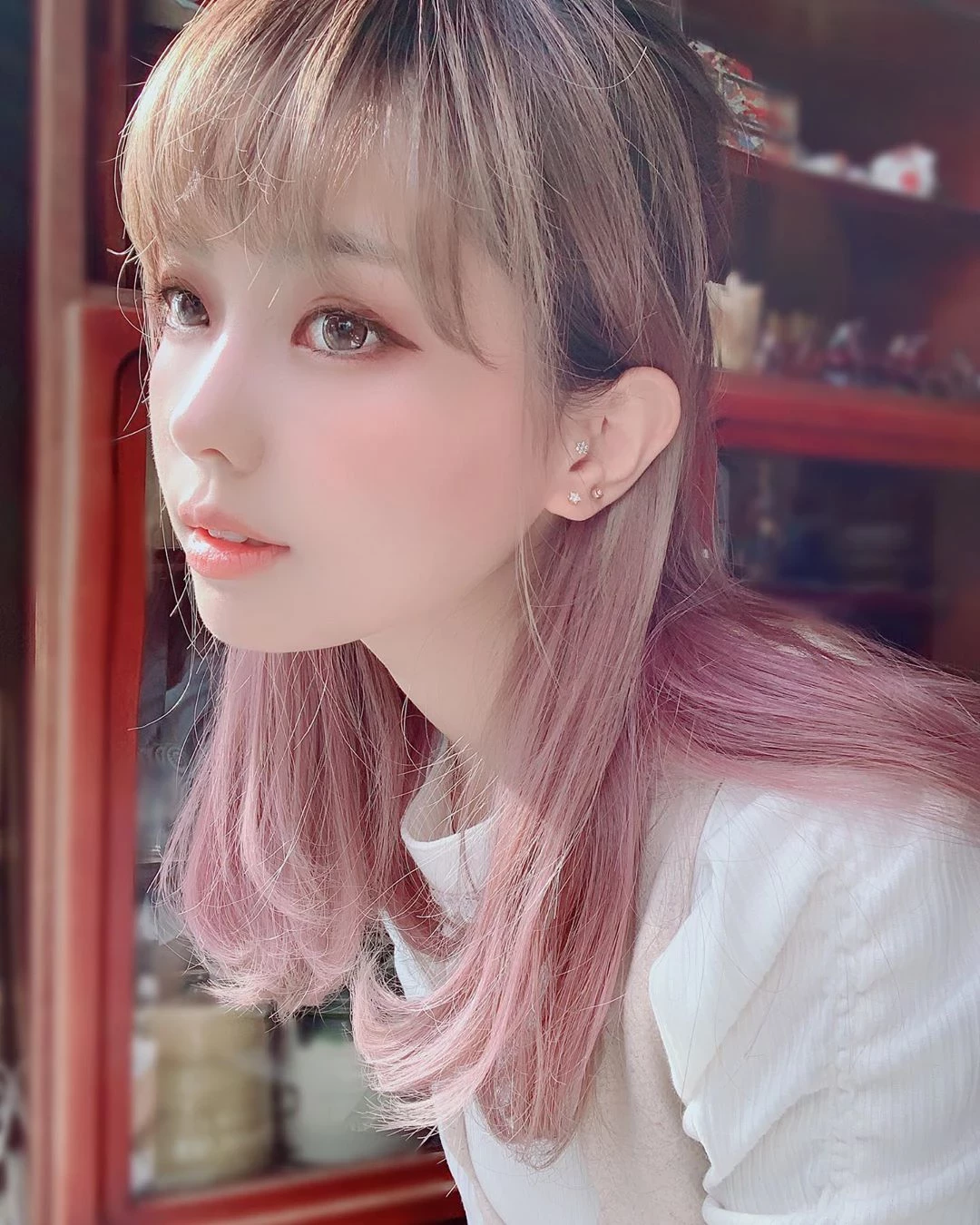 4107839.webp