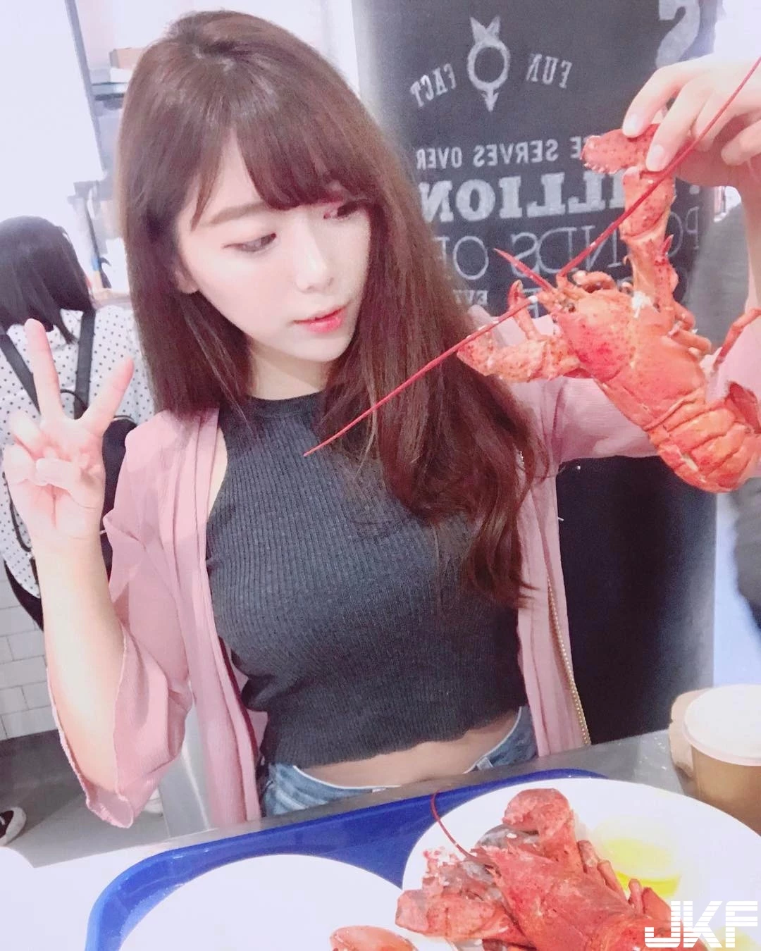 4864161.webp