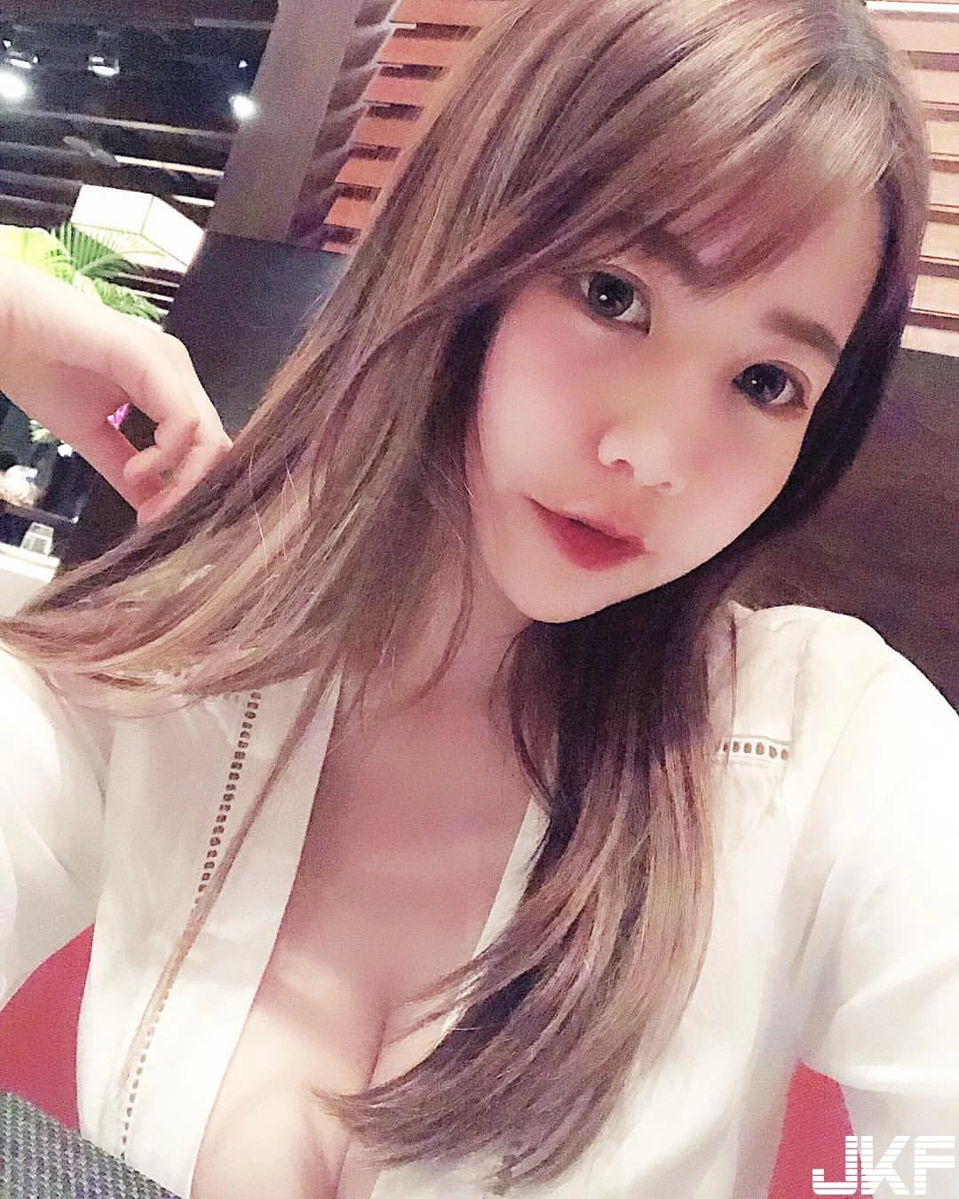 4663956.webp