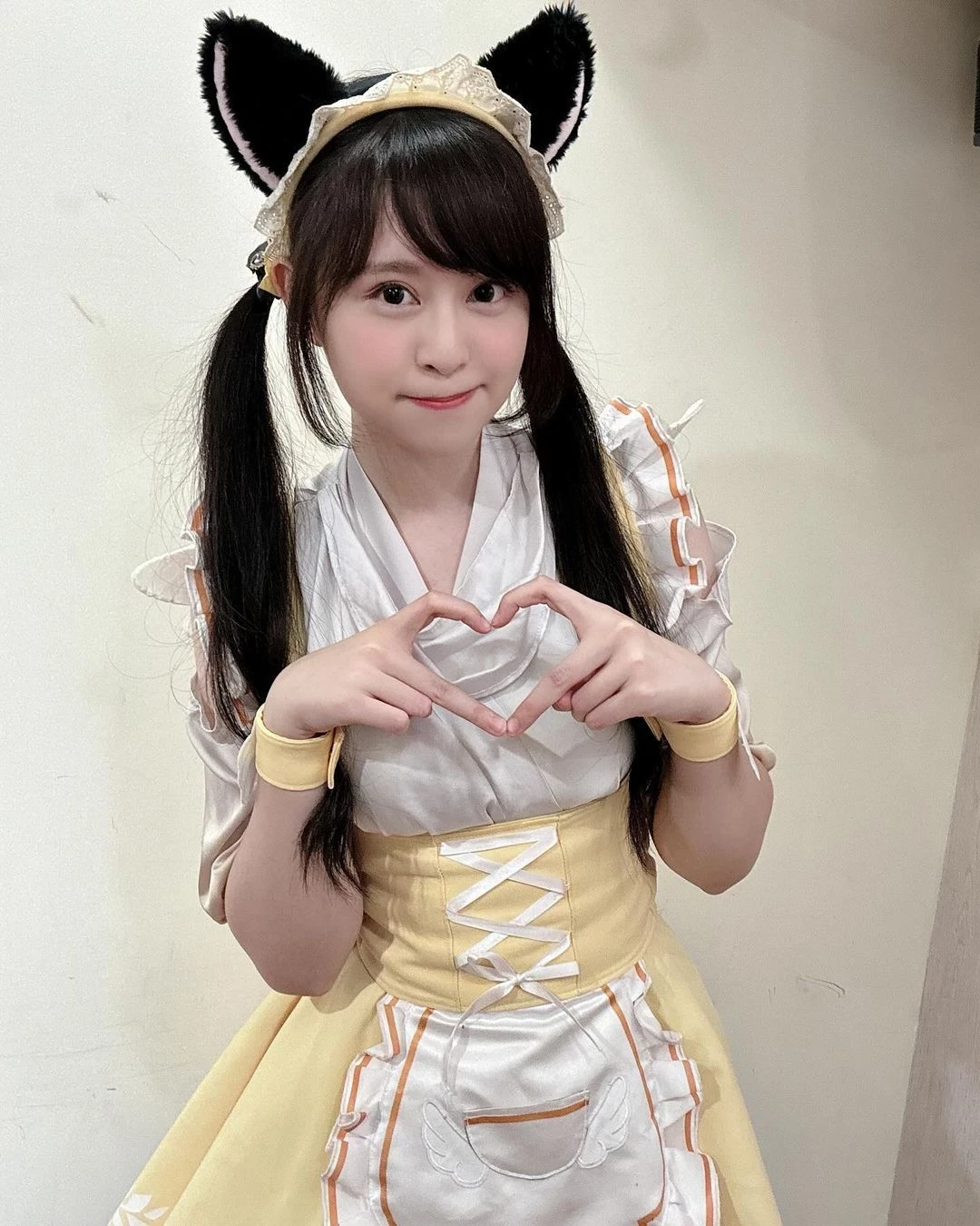 28151661.webp