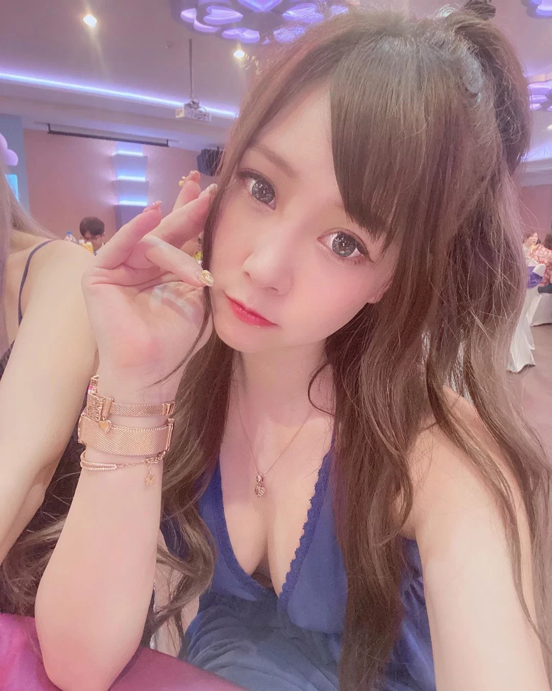 3989484.webp