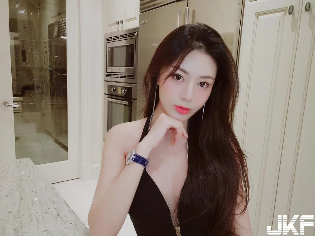 4551954.webp
