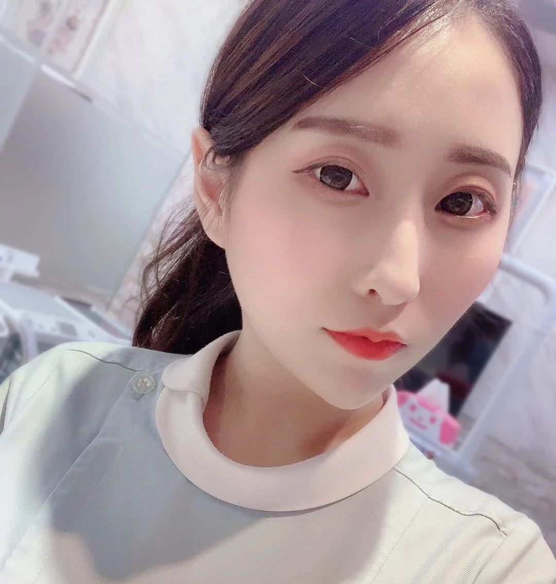 3952152.webp