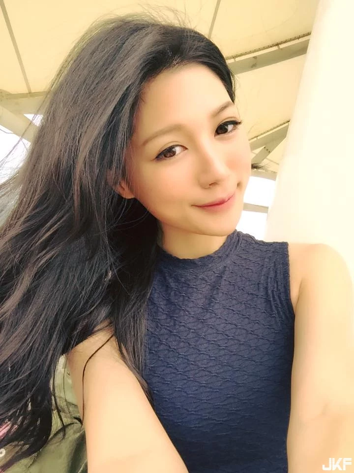 16890593.webp