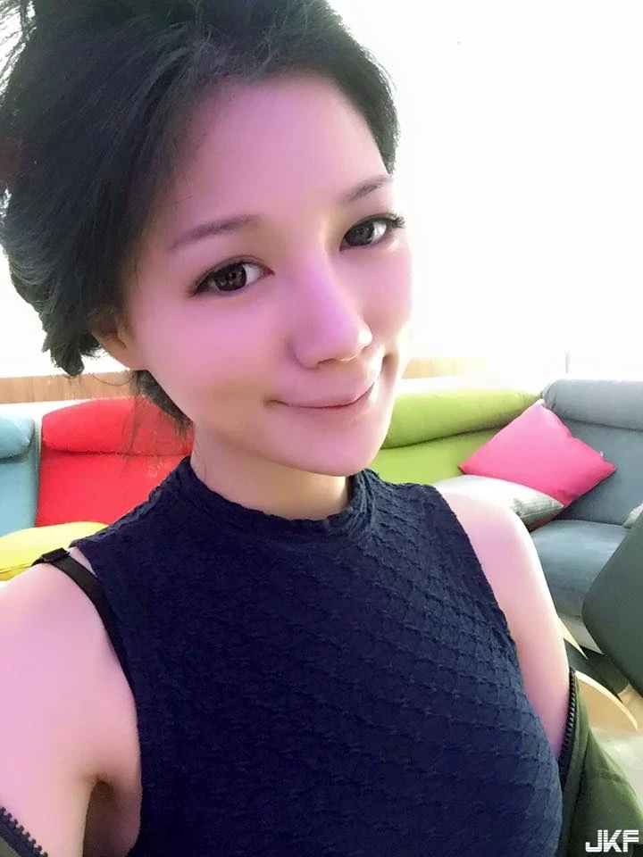 16890596.webp