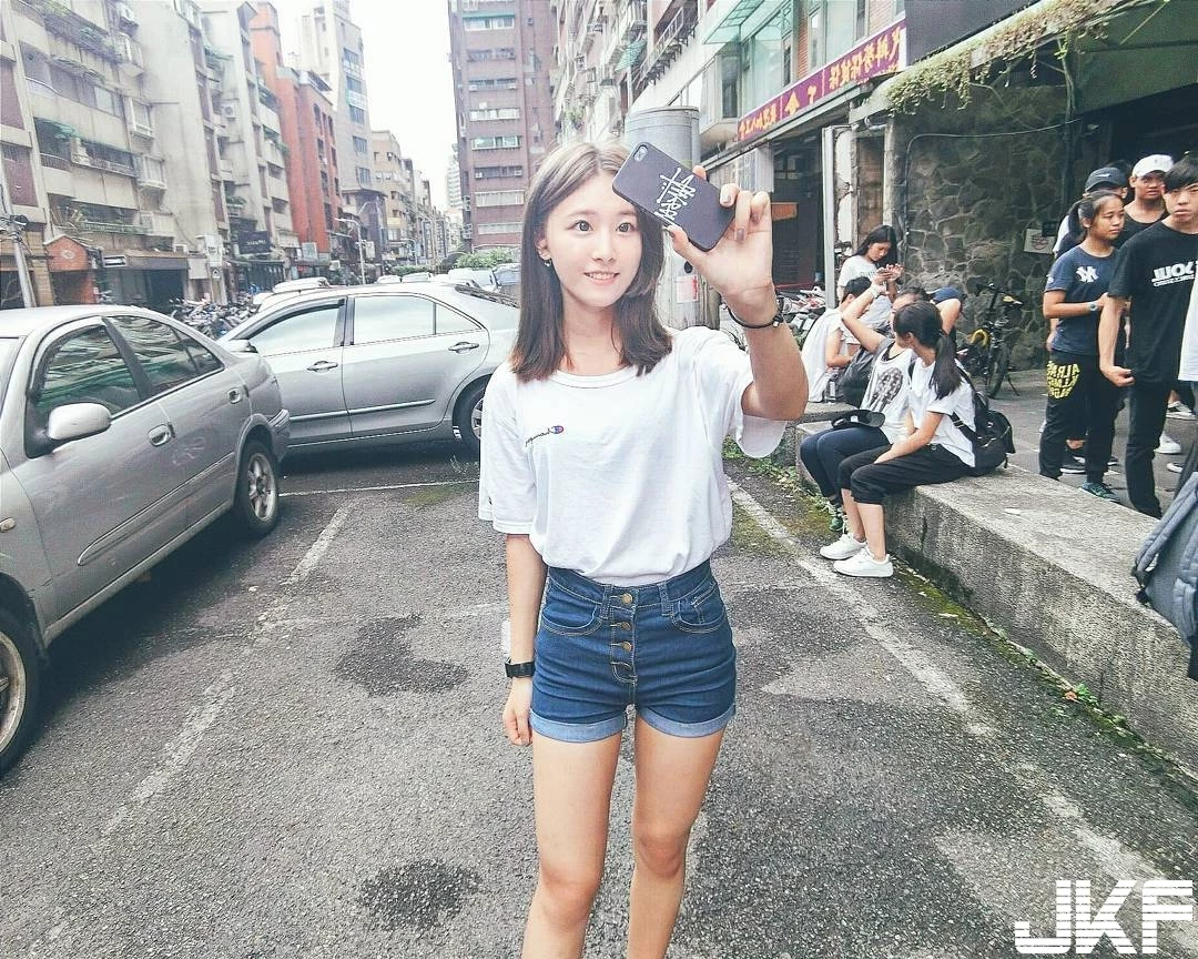 16818513.webp