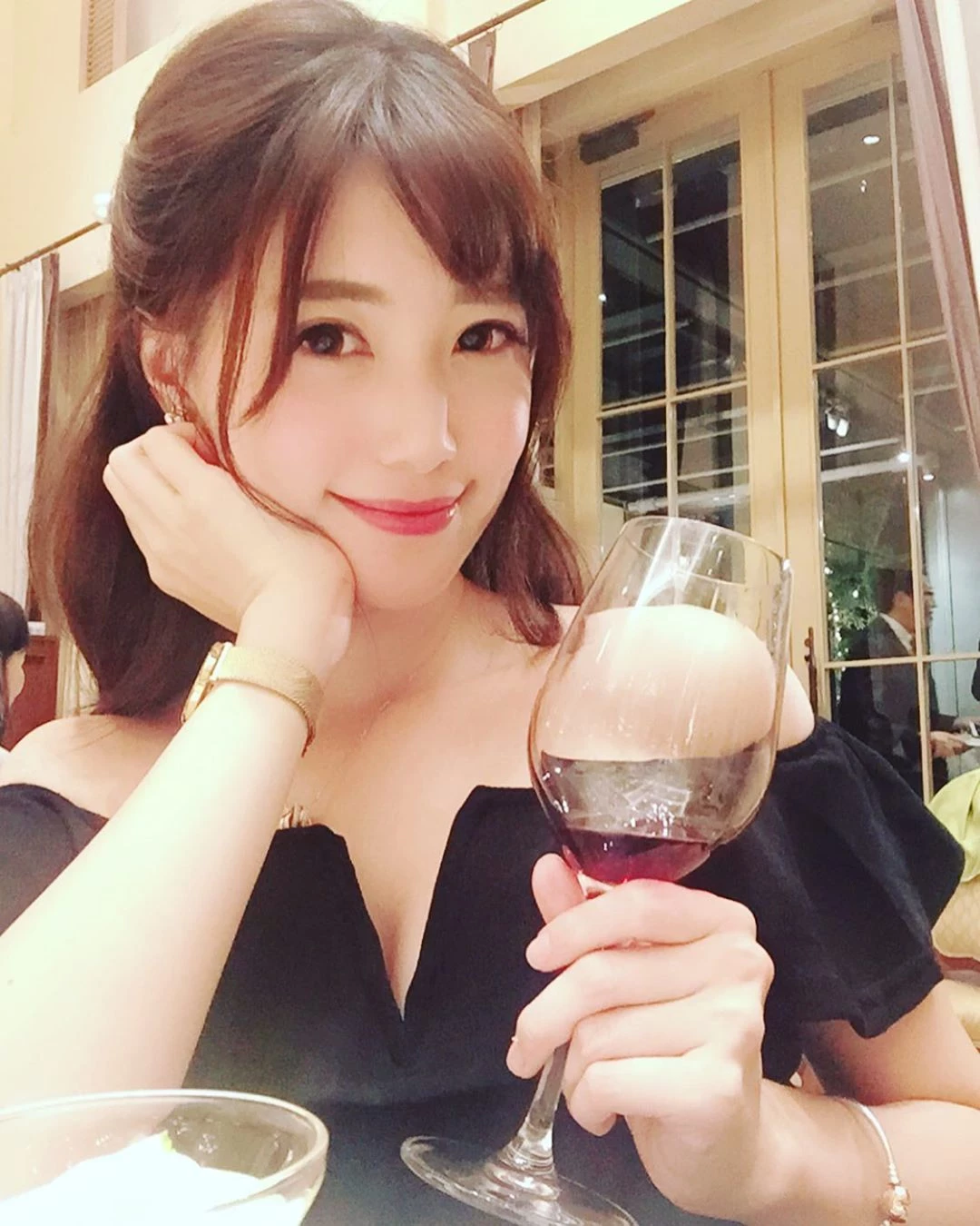 4111576.webp