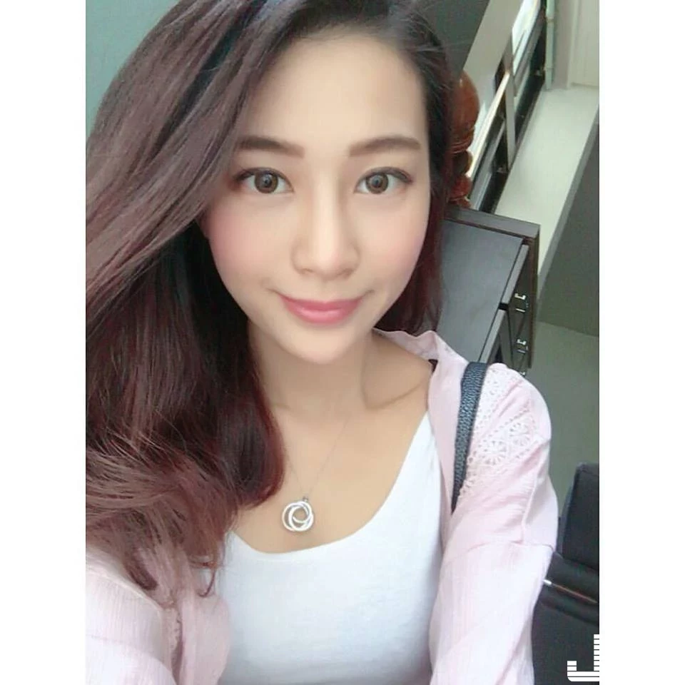 16784384.webp