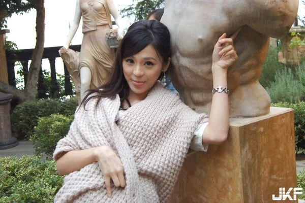 16873003.webp