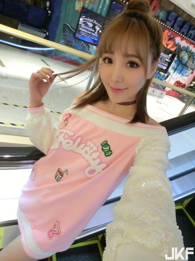 16837090.webp