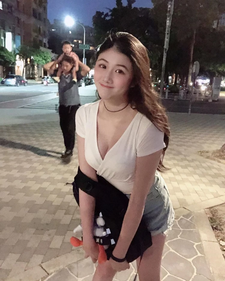 4084682.webp