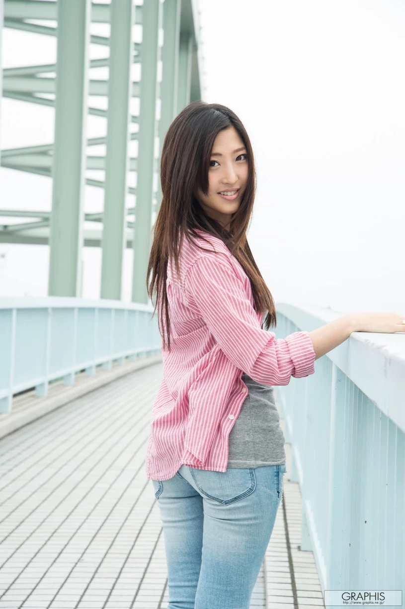 9971879.webp