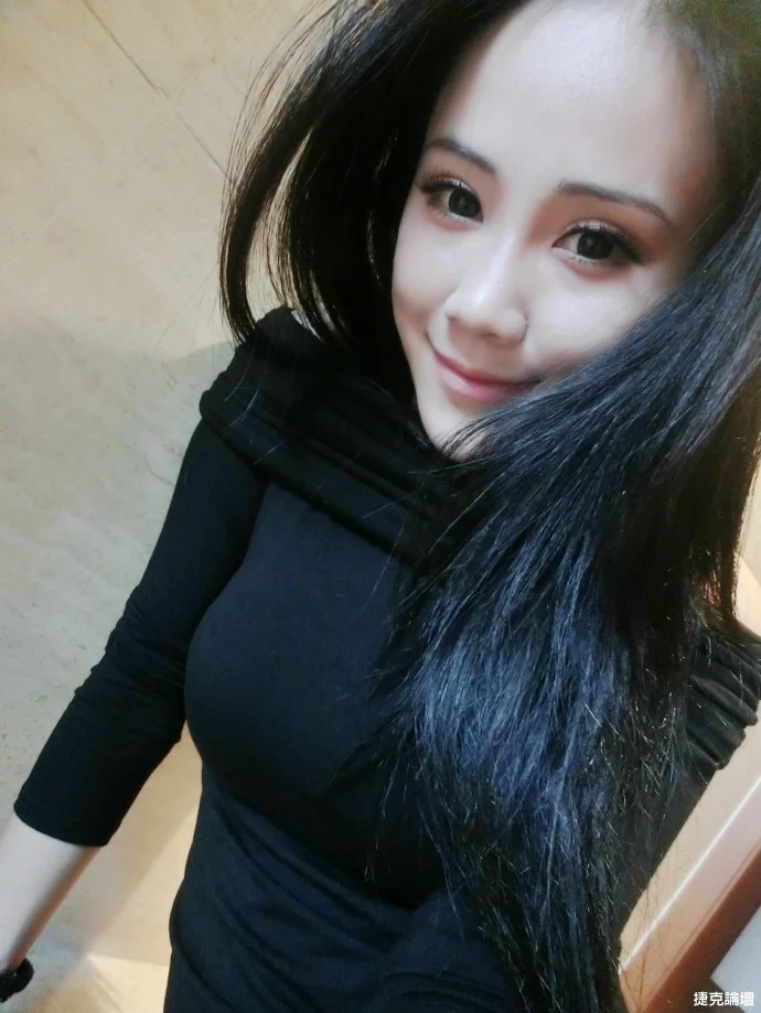 17407510.webp