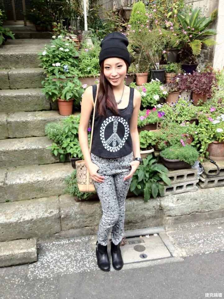 17360182.webp