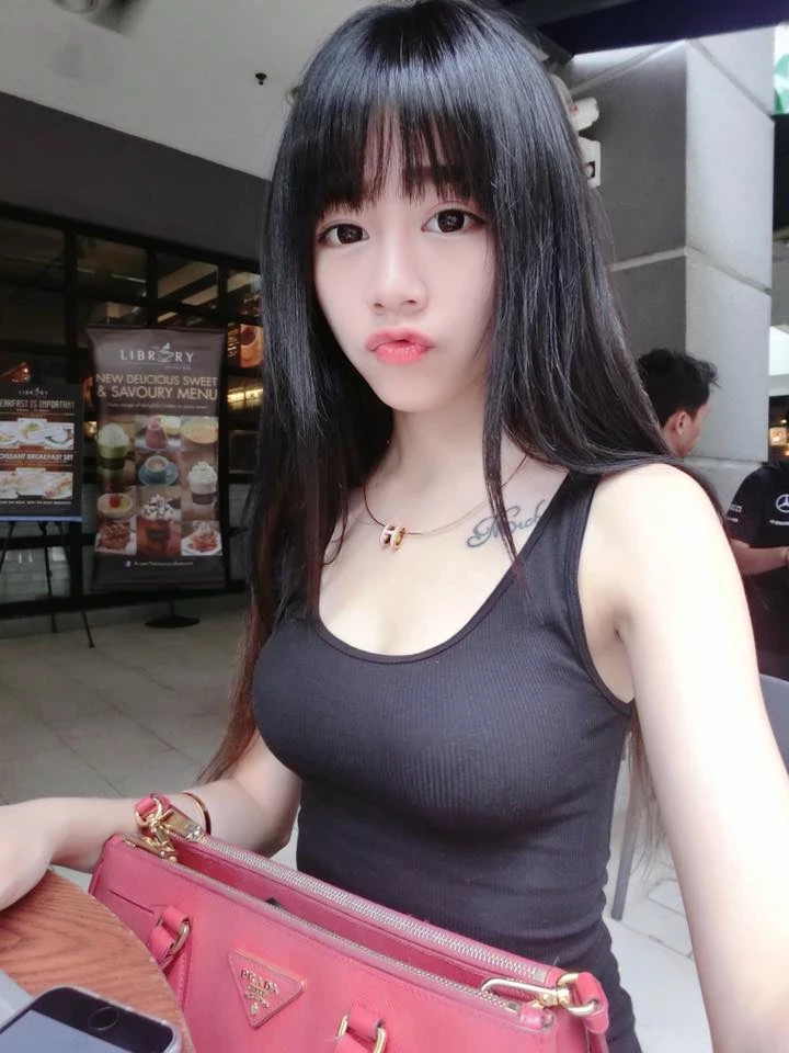 4368242.webp