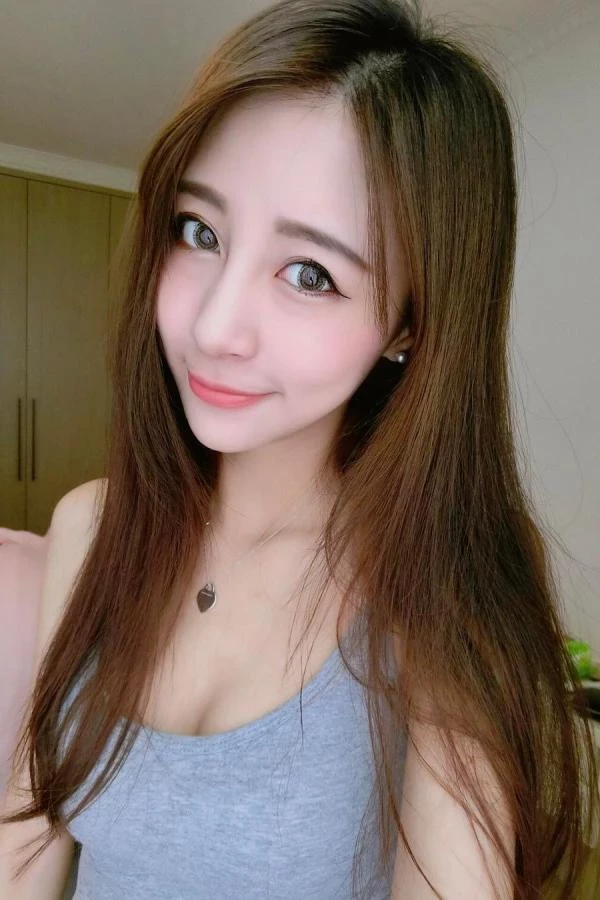 28844075.webp