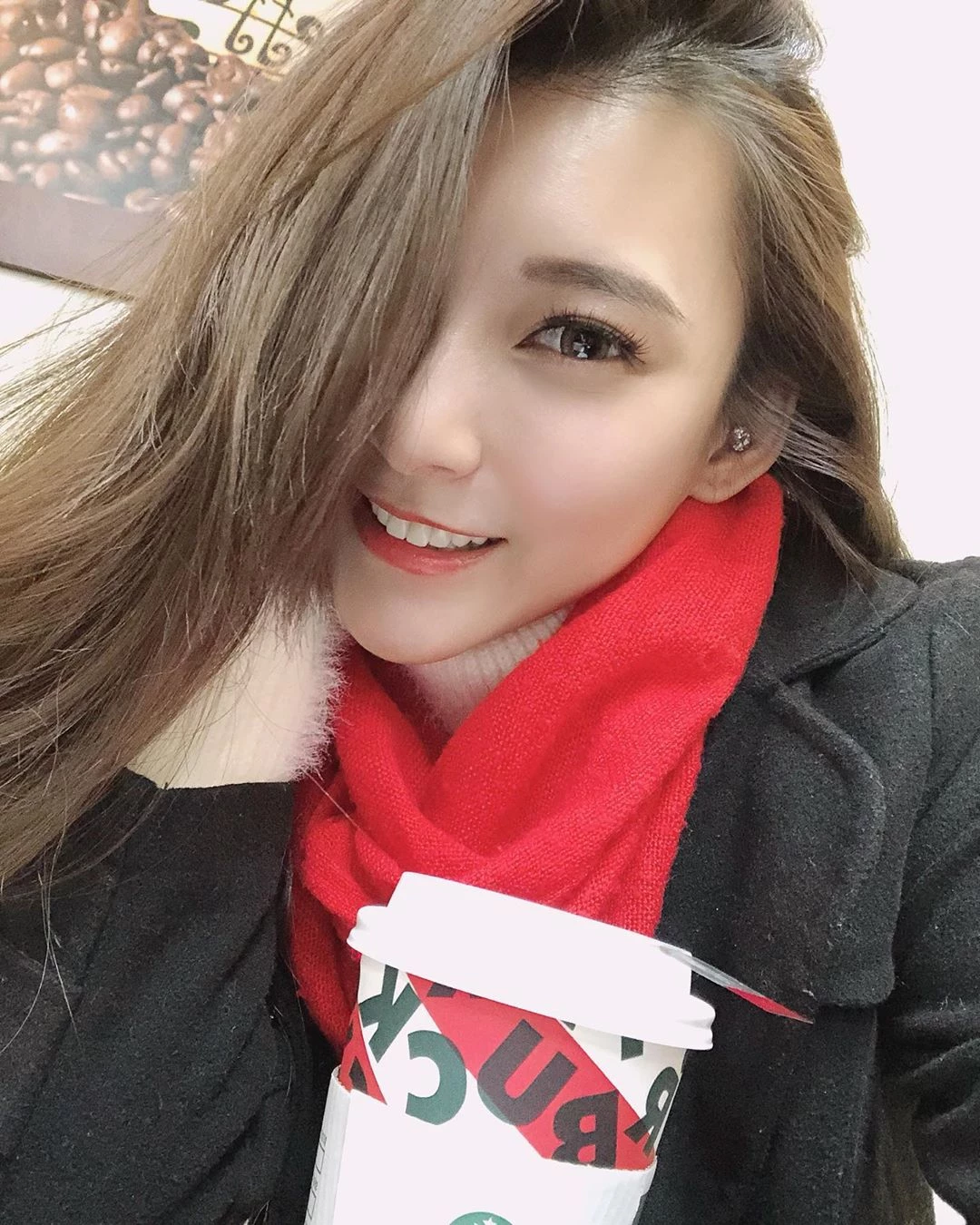 4107770.webp