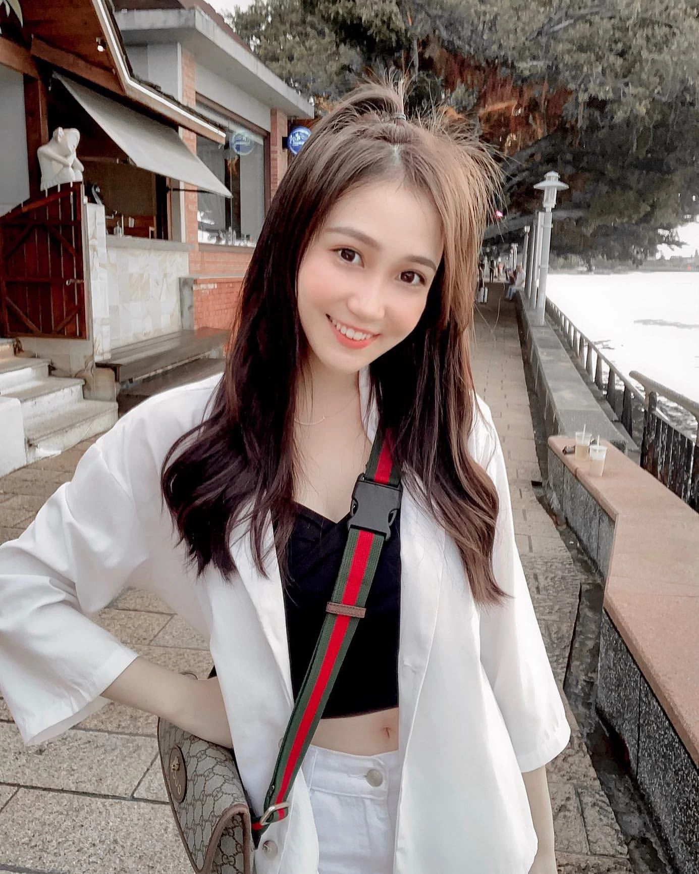 4206619.webp