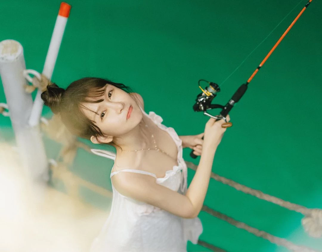 24318856.webp