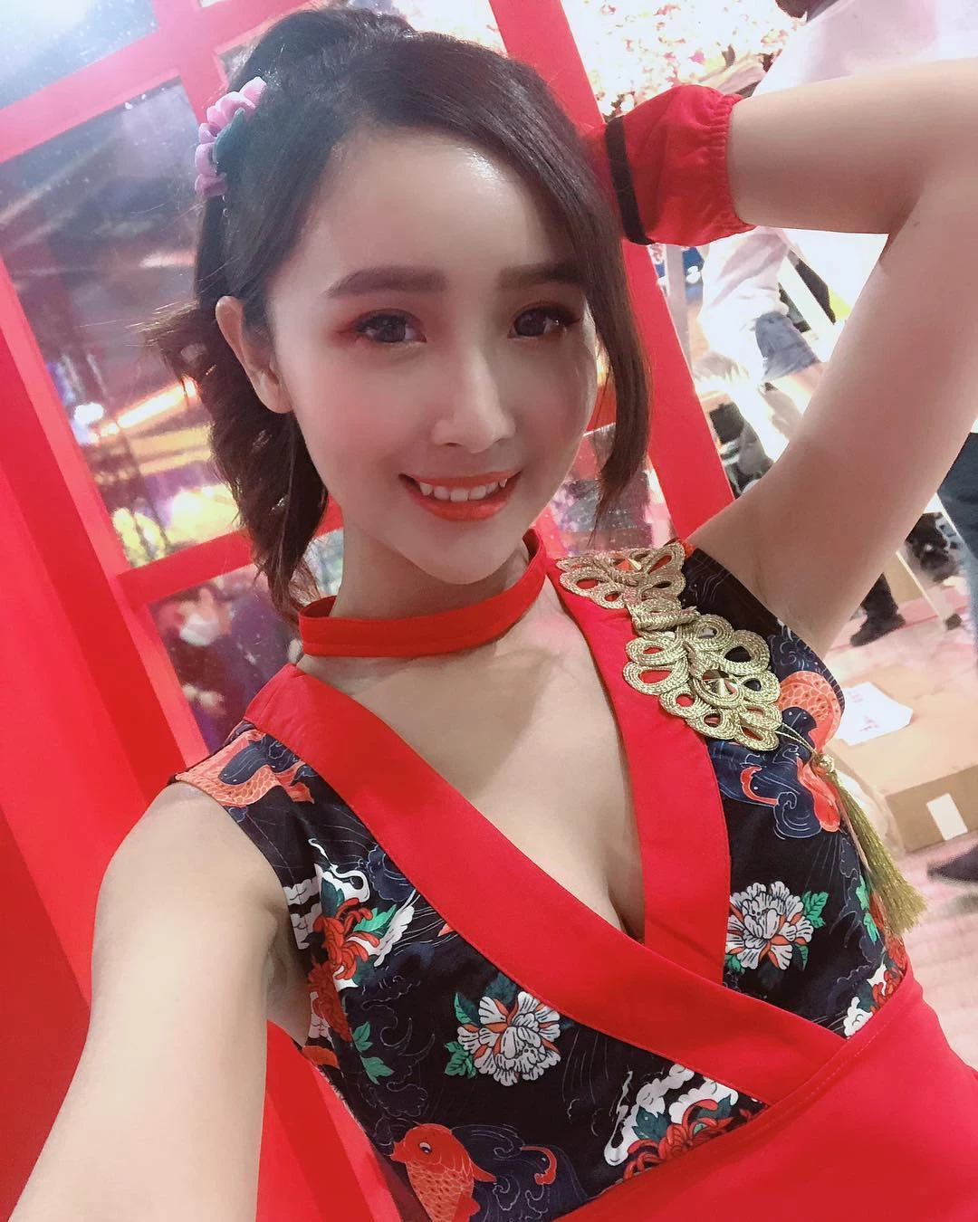 4463670.webp