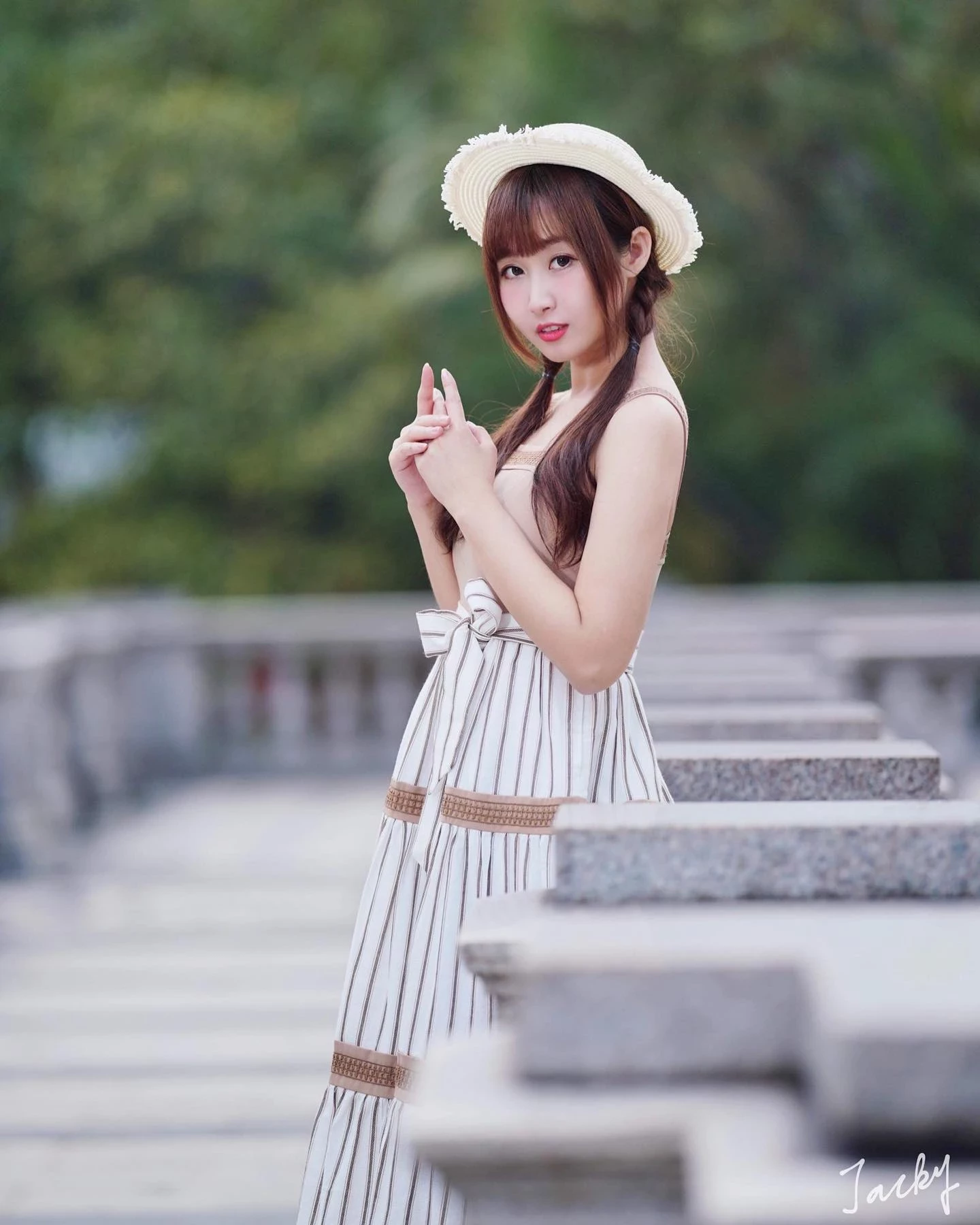 19700752.webp