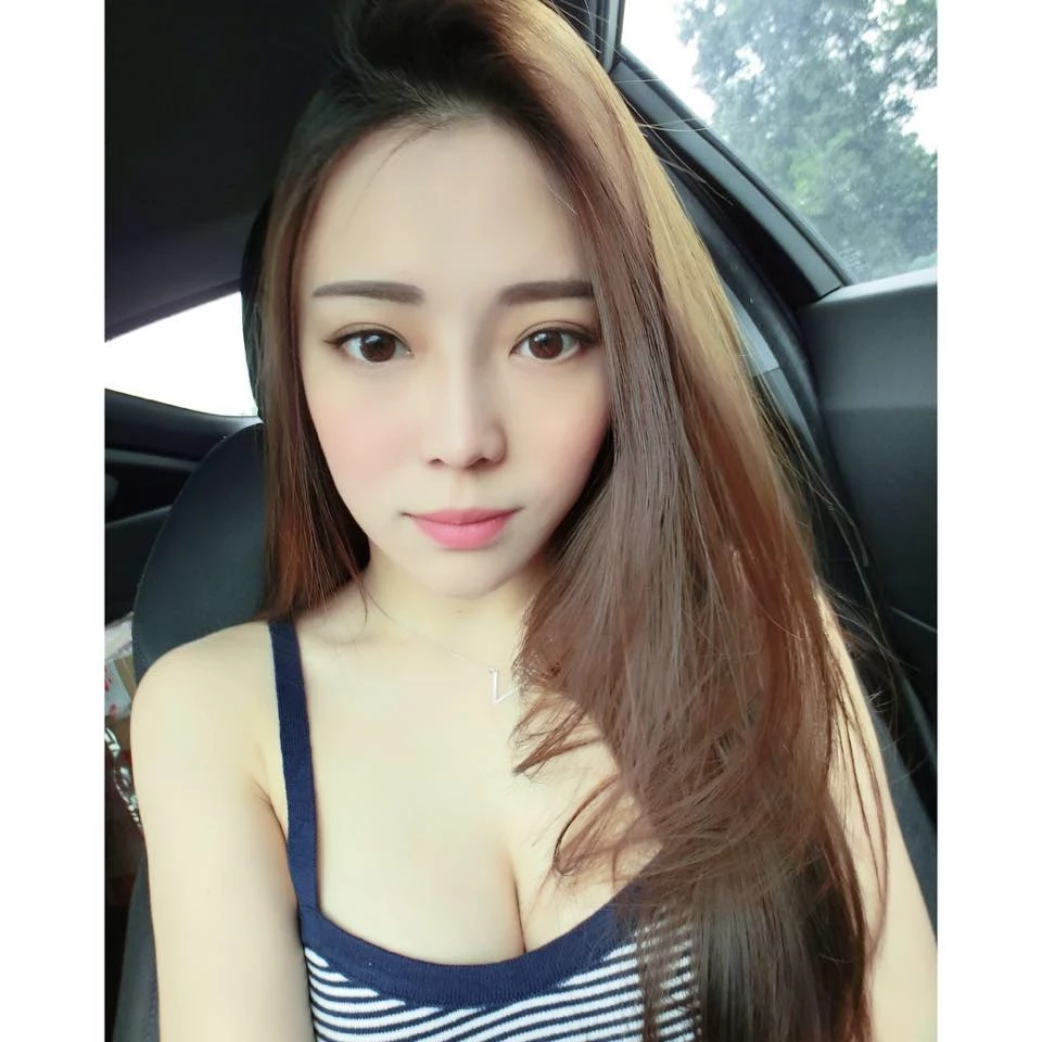 4368893.webp