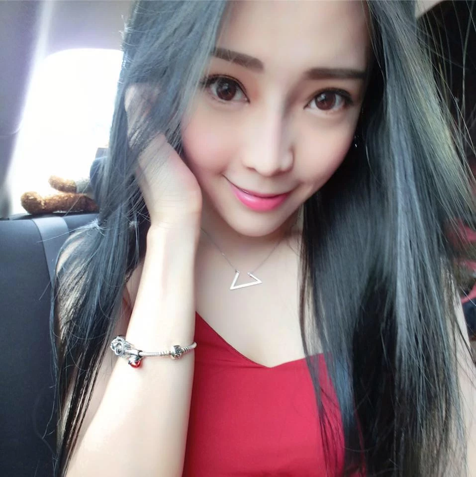 4368894.webp