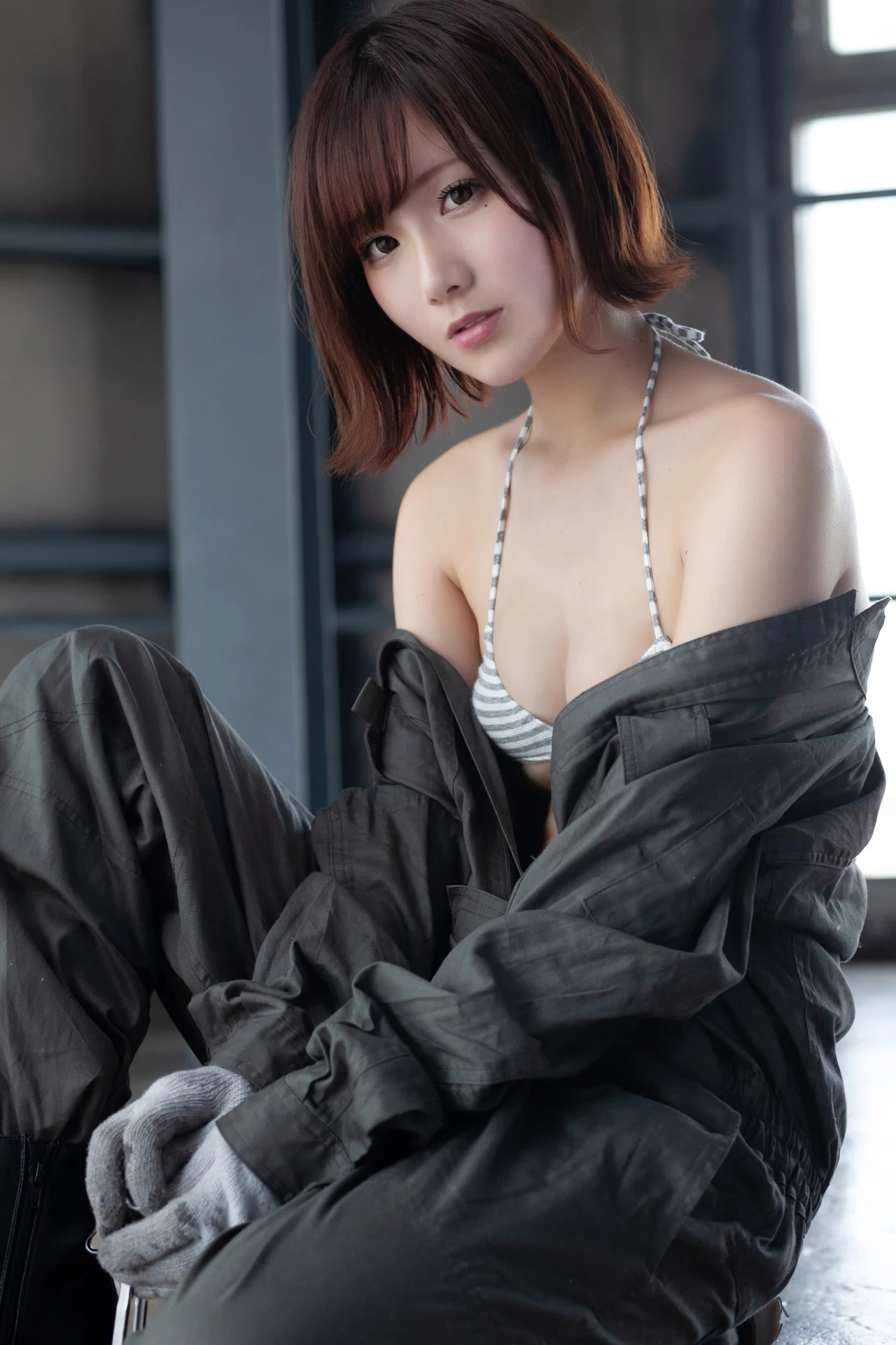 28713587.webp