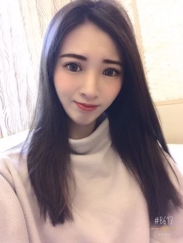 4587406.webp