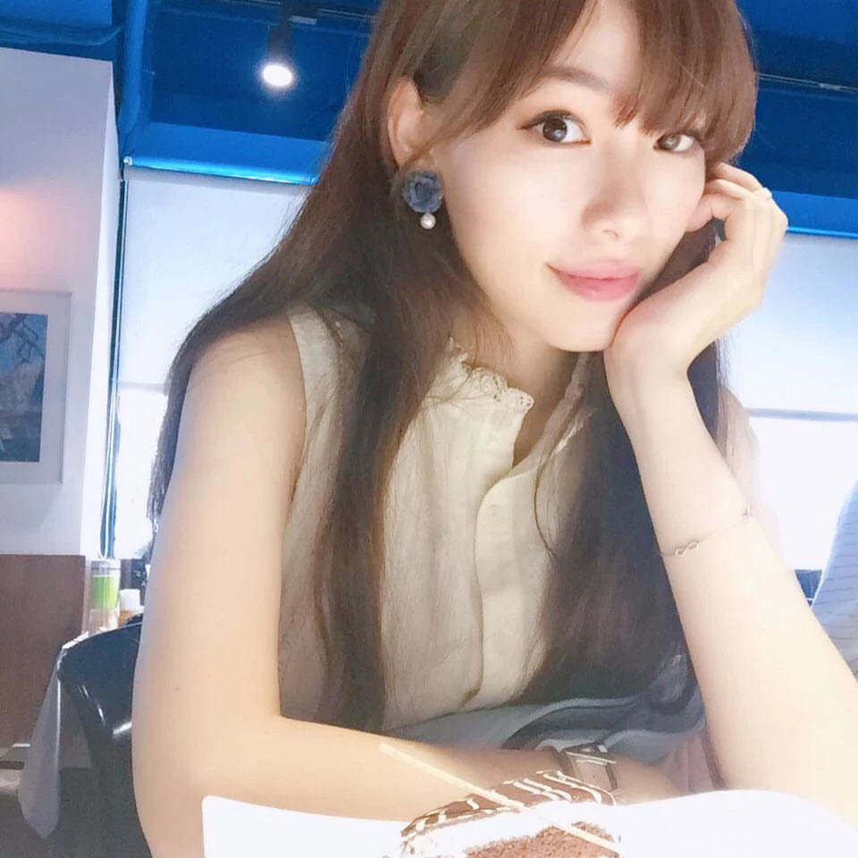 4464189.webp
