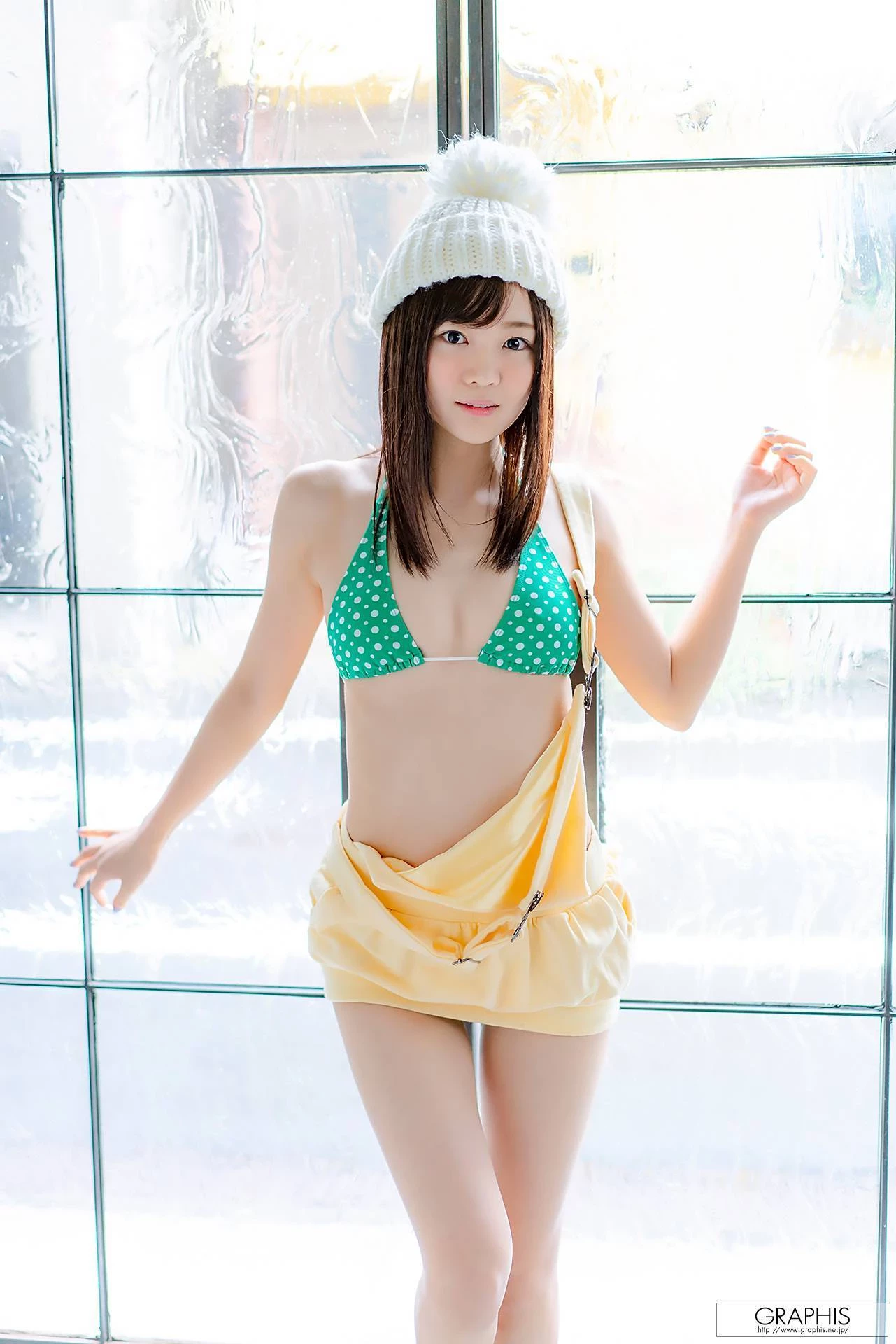 8038430.webp