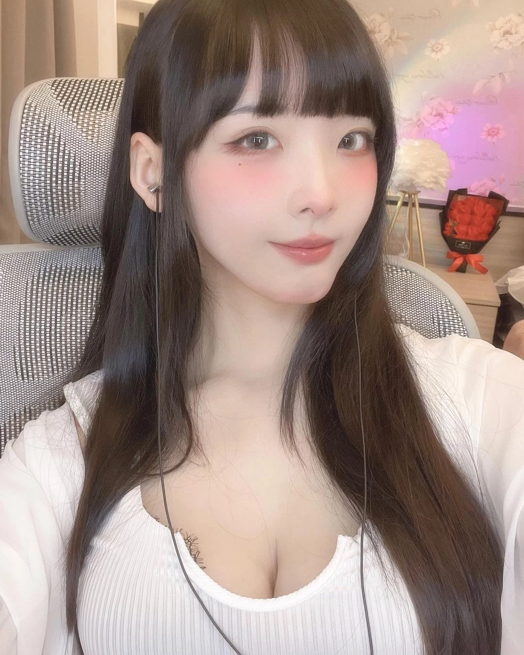 28501246.webp