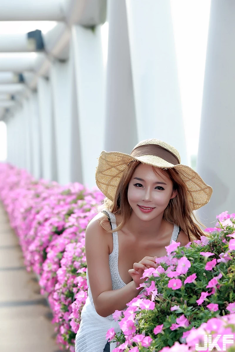 16844124.webp