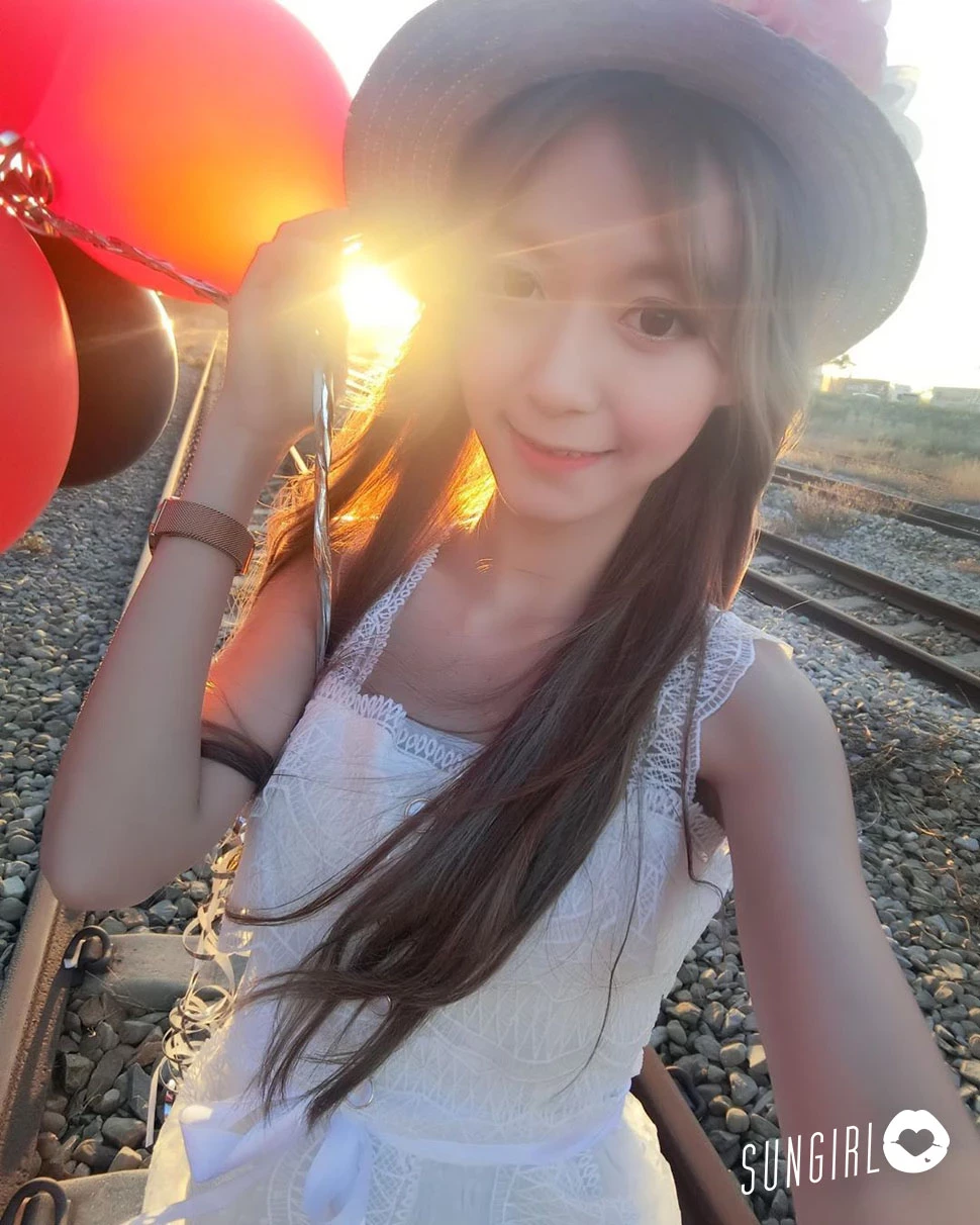 4016500.webp