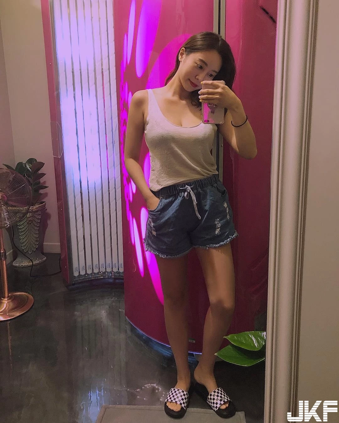 4787278.webp